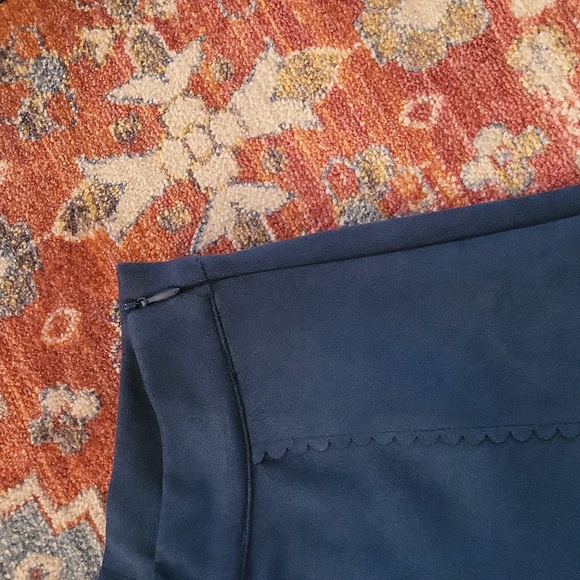 Suede mini skirt - Picture 2 of 3